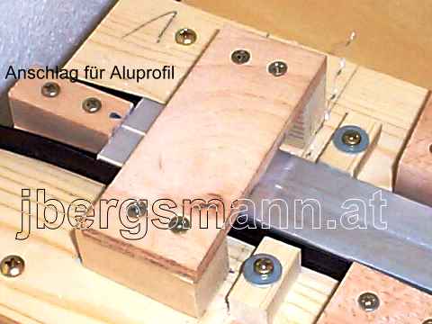 Bild Dcp00552-480x360-26u.jpg Bohrvorrichtung Anschlag Aluprofil